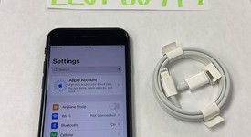 Mint
													Apple iPhone SE 3rd Gen 2022 - Unlocked, Midnight, 64 GB, A2595, photo 2 of 10