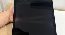 Good
													Apple iPad Air 5th Gen - Unlocked, Gray, 64 GB, A2589, photo 2 of 9