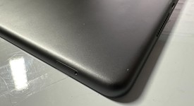 Good
													Apple iPad 7th Gen - Unlocked, Gray, 32 GB, A2200, photo 5 of 8
