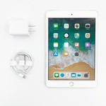 Fair Apple iPad Mini 3 - Unlocked, 64 GB, Silver, A1600