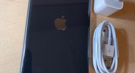 Fair
													Apple iPhone 11 - Unlocked, Black, 64 GB, A2111, photo 4 of 8