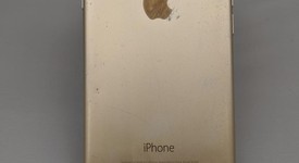 Fair
													Apple iPhone 6 - Verizon, Gold, 64 GB, A1549, photo 2 of 6