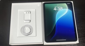 Mint
													Apple iPad 11th Gen - Wi-Fi, Silver, 128 GB, A3354, photo 1 of 6