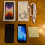 Mint Apple iPhone SE 3rd Gen 2022 - Unlocked, 64 GB, Midnight, A2595