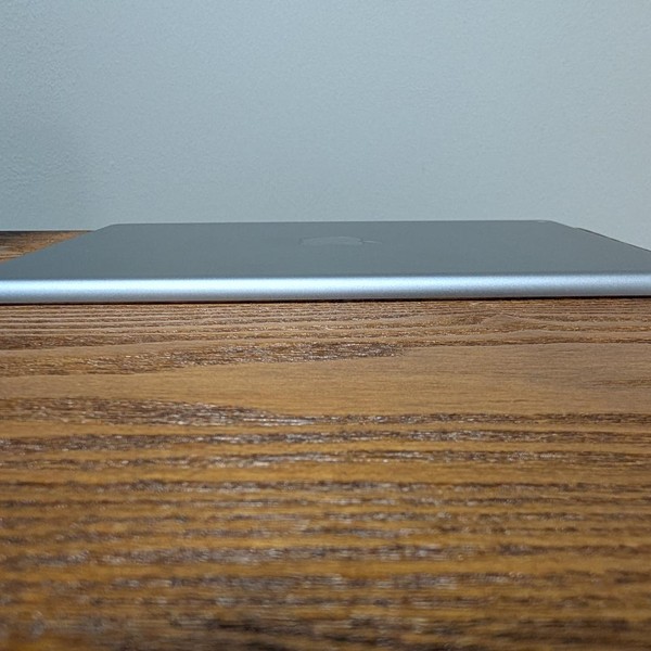 Apple iPad 6th Gen - Wi-Fi, 32 GB, Gray, A1893