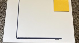 New
													MacBook Air 2025 (M4) - 13" - Apple M4, Midnight, 256 GB, 16 GB, photo 1 of 2