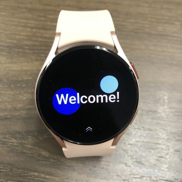 Samsung Galaxy Watch4 - Unlocked, Gold, 40mm