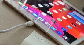 Fair
													Apple iPad 7th Gen - Wi-Fi, Gold, 32 GB, A2197, photo 4 of 5