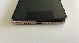 Mint
													Apple iPhone Xs Max - AT&T, Gold, 64 GB, A1921, photo 3 of 7
