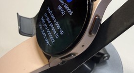 Fair
													Samsung Galaxy Watch5 - Unlocked, Gold, 44mm, photo 2 of 6