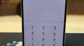 Good
													Samsung Galaxy Z Flip4 5G - Unlocked, Rose Gold, 512 GB, 8 GB, SM-F721U1, photo 2 of 6