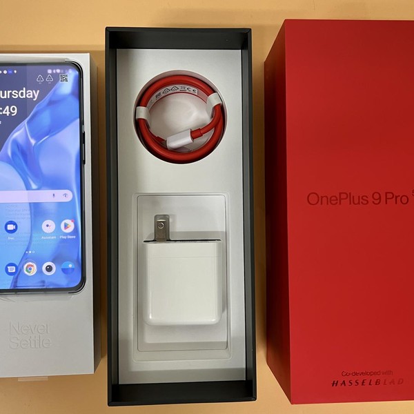 OnePlus 9 Pro - Unlocked, Silver, 256 GB, 12 GB, LE2125