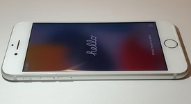Good
													Apple iPhone 7 - Unlocked, Silver, 32 GB, A1660, photo 2 of 9