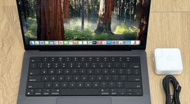 Good
													MacBook Pro Late 2023 (M3) - 14" - Apple M3 Pro 11-core, Black, 512 GB, 18 GB, 14-core GPU, photo 6 of 6