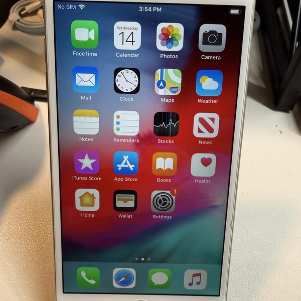 Apple iPhone 6 Plus - Unlocked, 64 GB, Gold, A1522