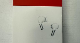 New
													OnePlus Buds Pro - Silver, photo 1 of 3