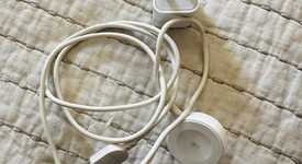 Mint
													Apple Watch Series 5 40mm - Gold, A2092 - GPS, Aluminum, photo 3 of 11