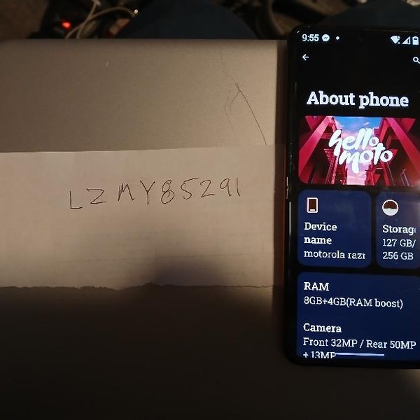 Motorola Razr (2024) - Cricket, 256 GB, Orange, 8 GB