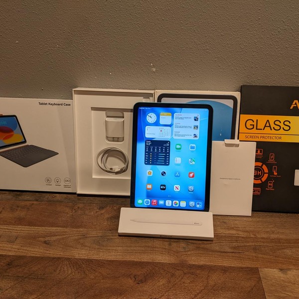 Apple iPad 11th Gen - Wi-Fi, 128 GB, Blue, A3354