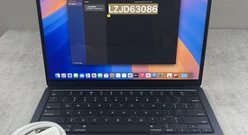 Mint
													MacBook Air 2022 - 13" - Apple M2, Midnight, 256 GB, 8 GB, photo 3 of 7