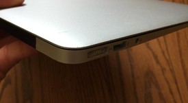 Fair
													MacBook Air 2017 - 13" - I5, Silver, 128 GB, 8 GB, photo 4 of 10