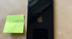 Good
													Apple iPhone SE 3rd Gen 2022 - Unlocked, Midnight, 128 GB, A2595, photo 4 of 16
