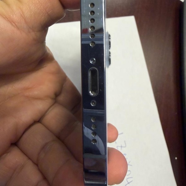 Apple iPhone 13 Pro Max - Unlocked Non-US, 256 GB, Sierra Blue, A2644