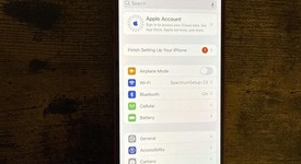 Mint
													Apple iPhone 13 - Unlocked, Red, 128 GB, A2482, photo 1 of 8