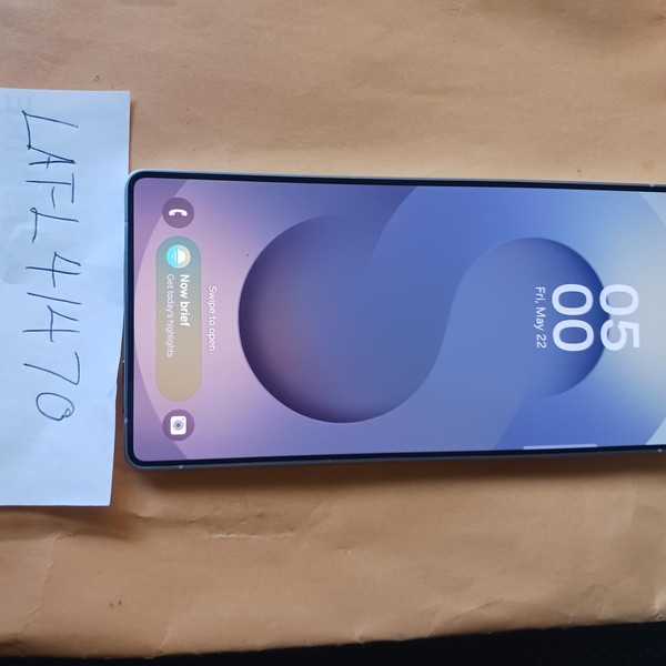 Samsung Galaxy S25 Ultra - Unlocked, 256 GB, Silverblue, 12 GB, SM-S938U1