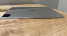Mint
													Apple iPad Pro 11" 3rd Gen 2021 - Wi-Fi, Silver, 128 GB, photo 4 of 9