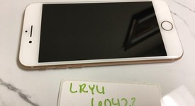 Mint
													Apple iPhone 8 - Verizon, Gold, 64 GB, A1863, photo 4 of 6