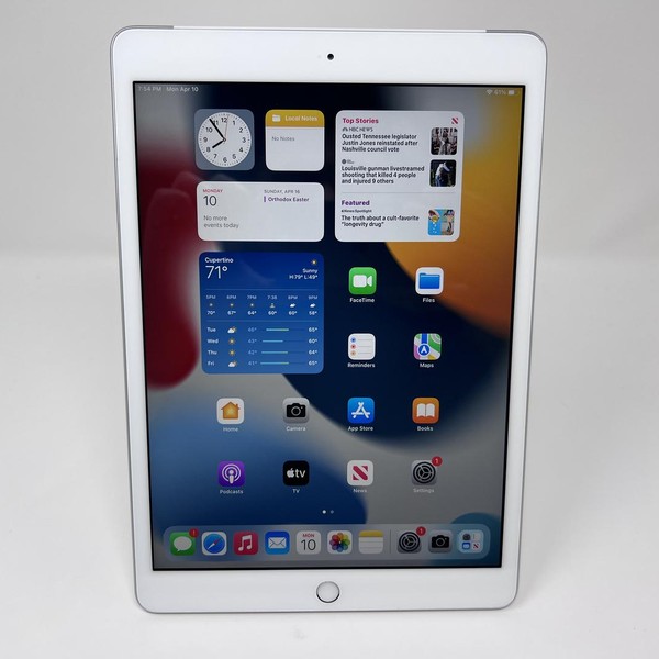 Apple iPad 8th Gen - Unlocked, 32 GB, Silver, A2428