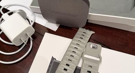 Good
													Apple Watch Ultra 3 49mm - Unlocked, Black, A3281, photo 2 of 9