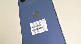 Mint
													Moto G 5G (2025) - Unlocked, Blue, 64 GB, photo 4 of 11