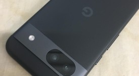 Fair
													Google Pixel 8a - Unlocked, Obsidian, 128 GB, 8 GB, GKV4X, Sub-6 5G, photo 3 of 9