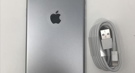 Good
													Apple iPhone 6 Plus - Unlocked, Gray, 16 GB, A1524, photo 3 of 4