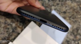 Mint
													Apple iPhone 7 - Unlocked, Black, 32 GB, A1660, photo 5 of 10