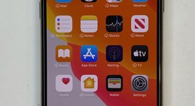 Mint
													Apple iPhone 11 Pro Max - Unlocked, Gold, 256 GB, A2161, photo 1 of 7