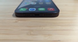 Good
													Apple iPhone 12 - Unlocked, Black, 128 GB, A2172, photo 4 of 15