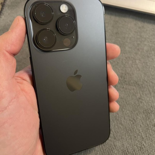 Apple iPhone 14 Pro - Unlocked, 128 GB, Black, A2650