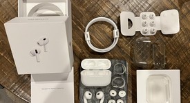 Used
													Apple AirPods Pro 2 - USB-C, photo 1 of 9