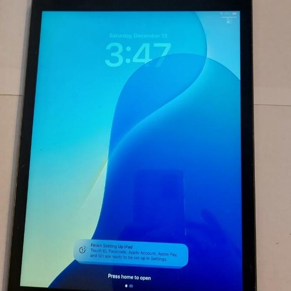 Apple iPad 9th Gen - Unlocked, 64 GB, Gray, A2603