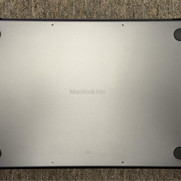 MacBook Pro 2024 - 16 inch - 2 TB, Space Black, 64 GB, Apple M4 Max 16-core