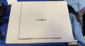 New
													MacBook Air 2025 (M4) - 13" - Apple M4, Starlight, 256 GB, 16 GB, photo 1 of 2