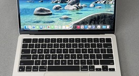 Mint
													MacBook Air 2022 - 13" - Apple M2, Starlight, 256 GB, 8 GB, photo 1 of 17