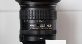 Mint
													Nikon AF-S FX NIKKOR 24-120mm f4G ED VR, photo 1 of 7