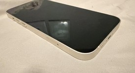 Good
													Apple iPhone 13 - Unlocked, Starlight, 128 GB, A2482, photo 4 of 7