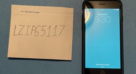 Mint
													Apple iPhone SE 3rd Gen 2022 - Unlocked Non-US, Starlight, 128 GB, A2783, photo 4 of 13