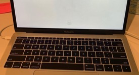 Good
													MacBook Pro 2016 (No Touch Bar) - 13" - Silver, 256 GB, 8 GB, photo 4 of 5