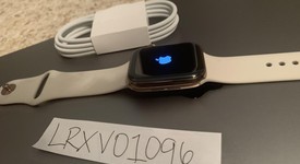 Mint
													Apple Watch Series 4 44mm - Unlocked, Gold, A1976 - Cellular, Stainless, photo 1 of 6